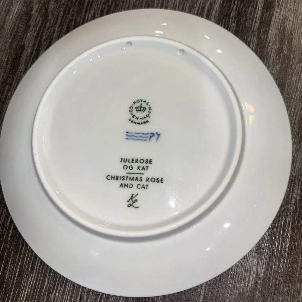 1970 Royal Copenhagen Christmas Plate 